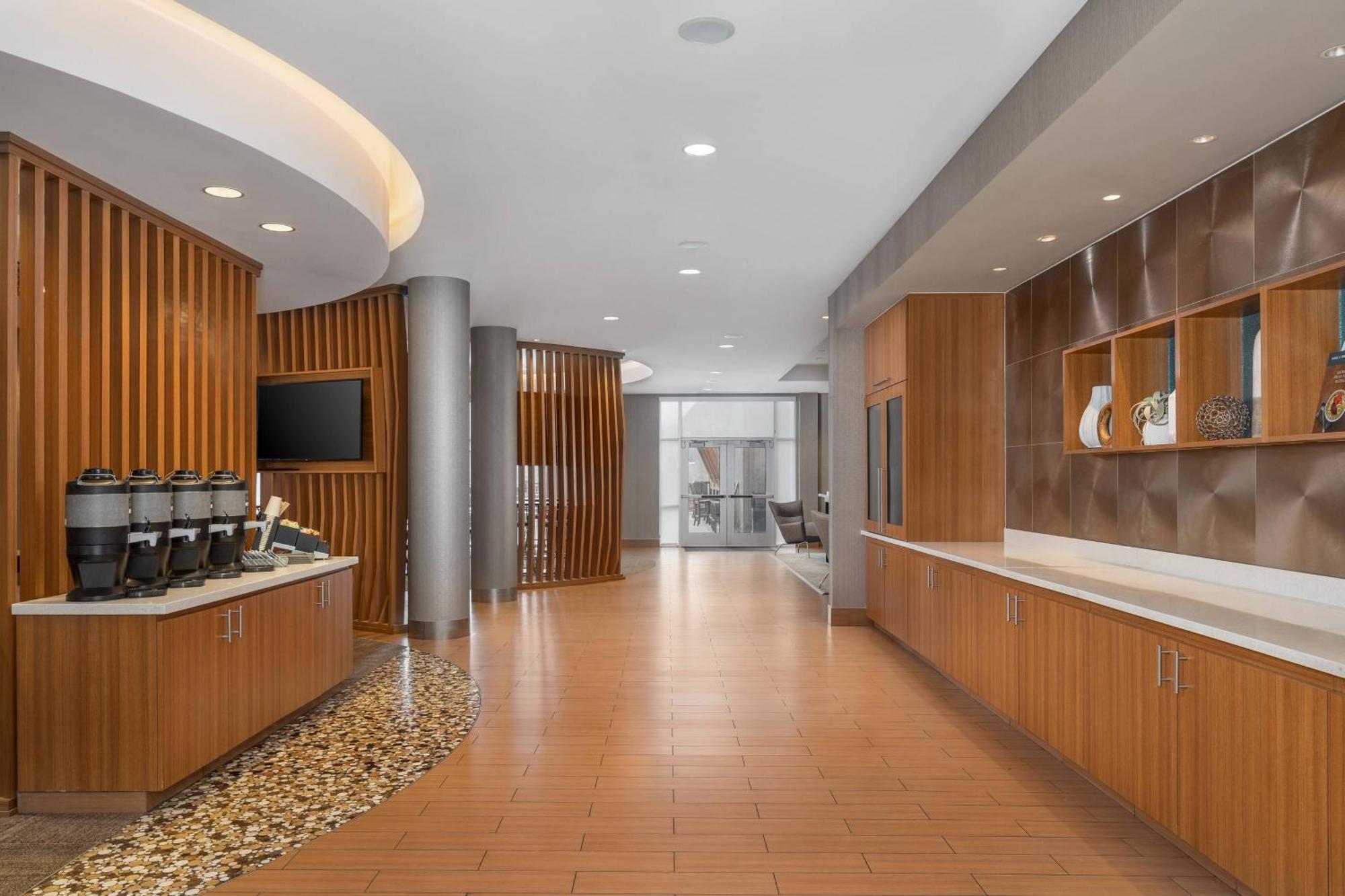 Springhill Suites By Marriott Downtown Chattanooga/Cameron Harbor Экстерьер фото