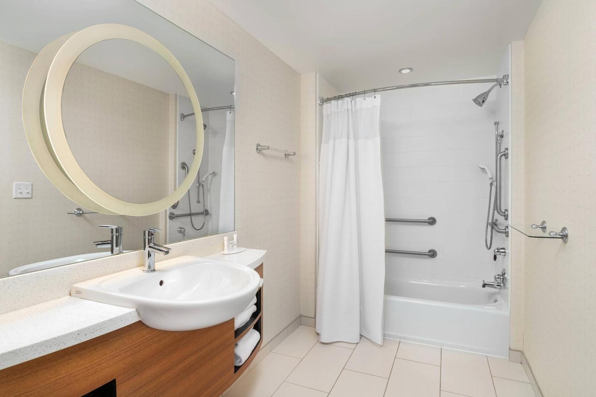 Springhill Suites By Marriott Downtown Chattanooga/Cameron Harbor Экстерьер фото