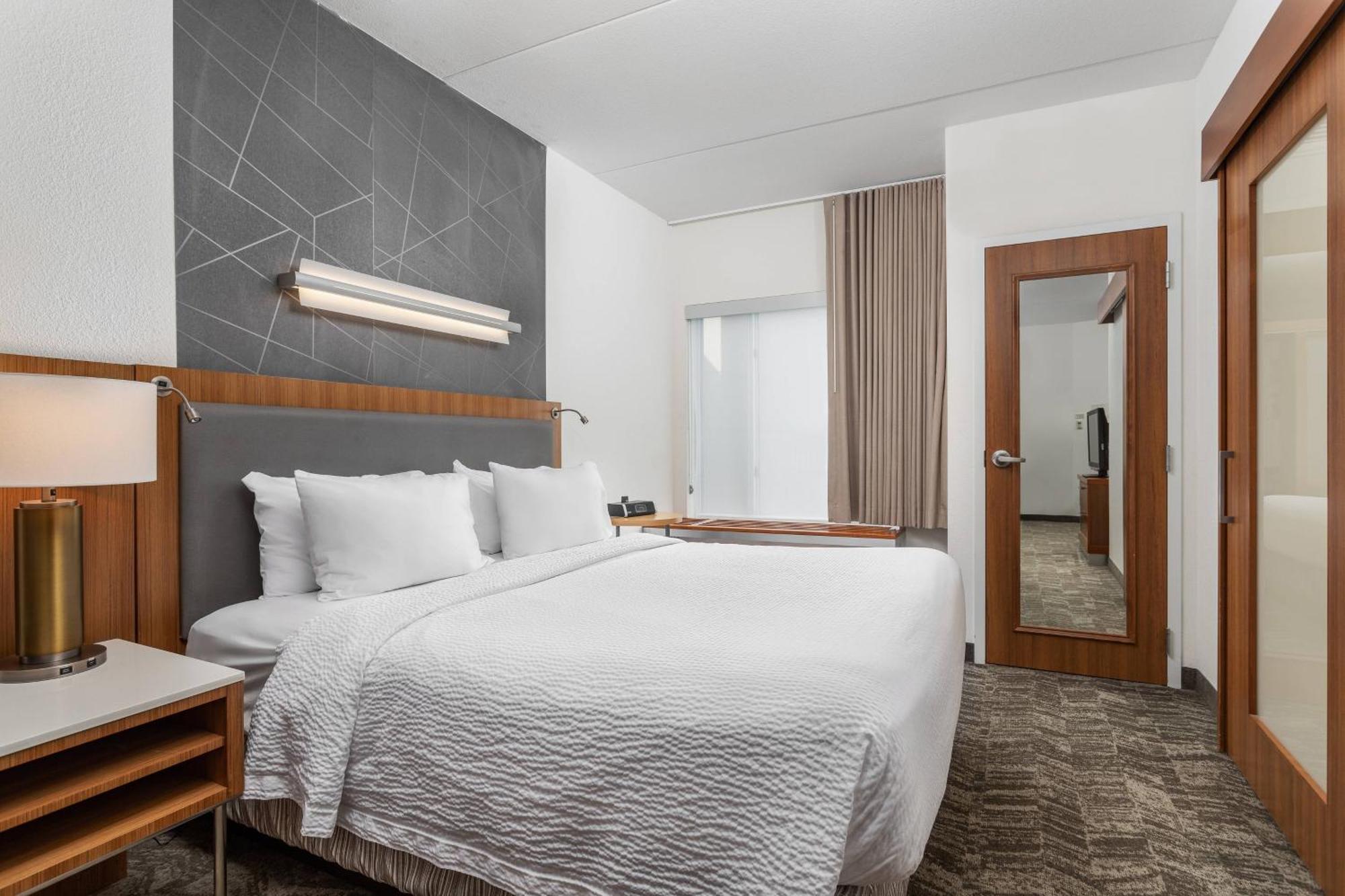 Springhill Suites By Marriott Downtown Chattanooga/Cameron Harbor Экстерьер фото
