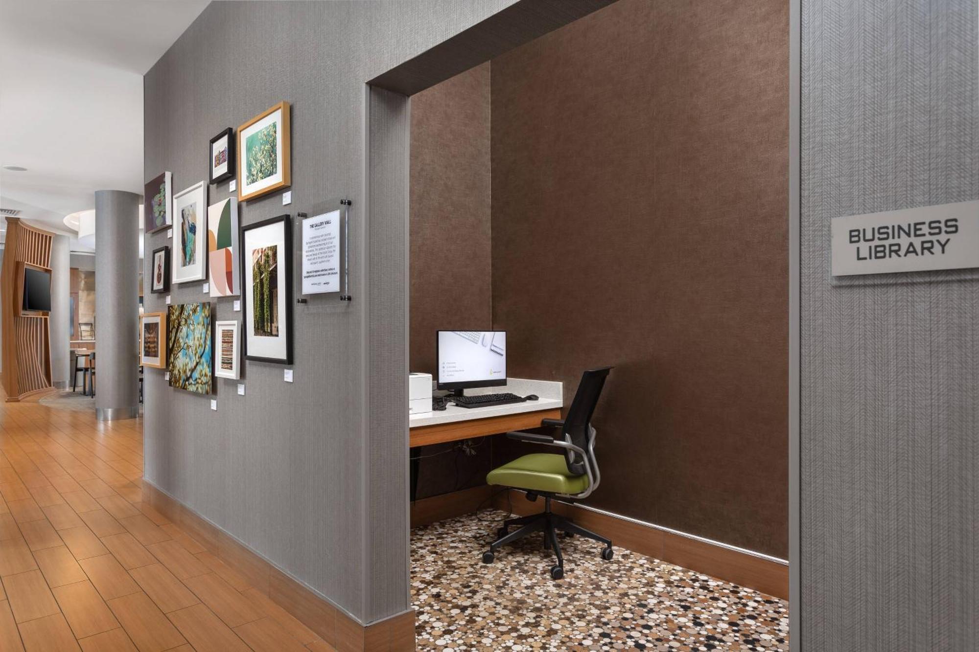 Springhill Suites By Marriott Downtown Chattanooga/Cameron Harbor Экстерьер фото