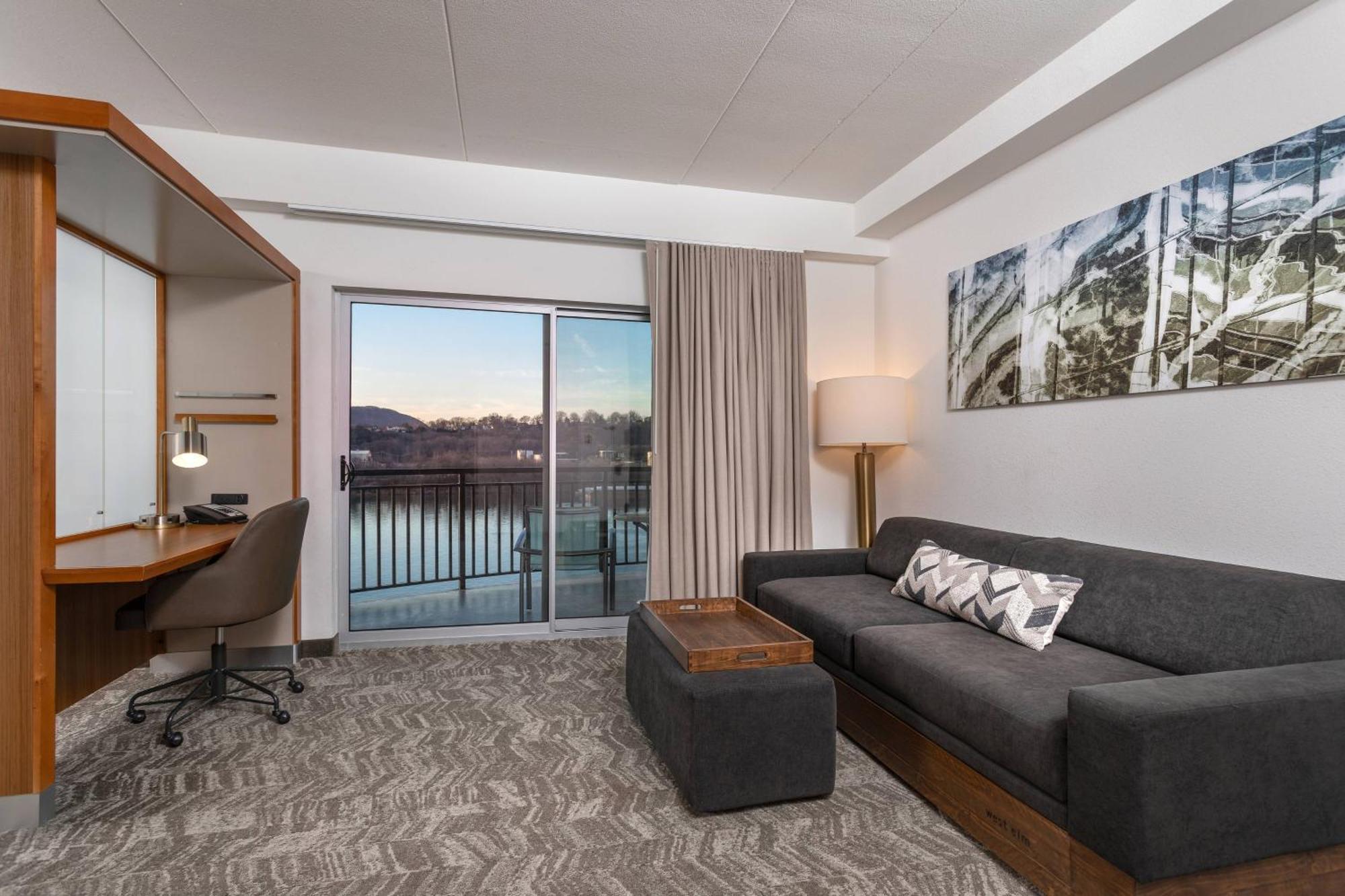 Springhill Suites By Marriott Downtown Chattanooga/Cameron Harbor Экстерьер фото