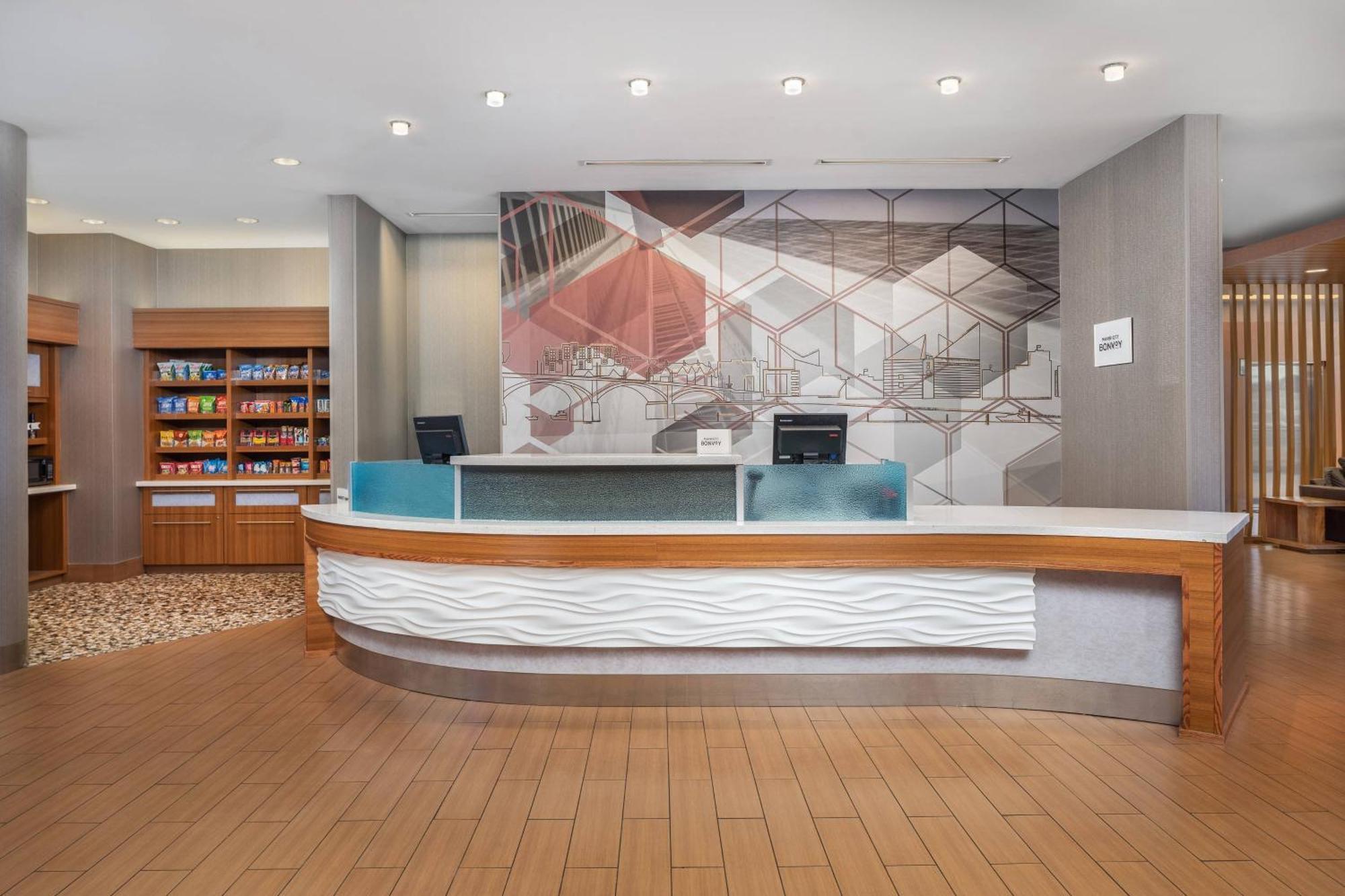 Springhill Suites By Marriott Downtown Chattanooga/Cameron Harbor Экстерьер фото