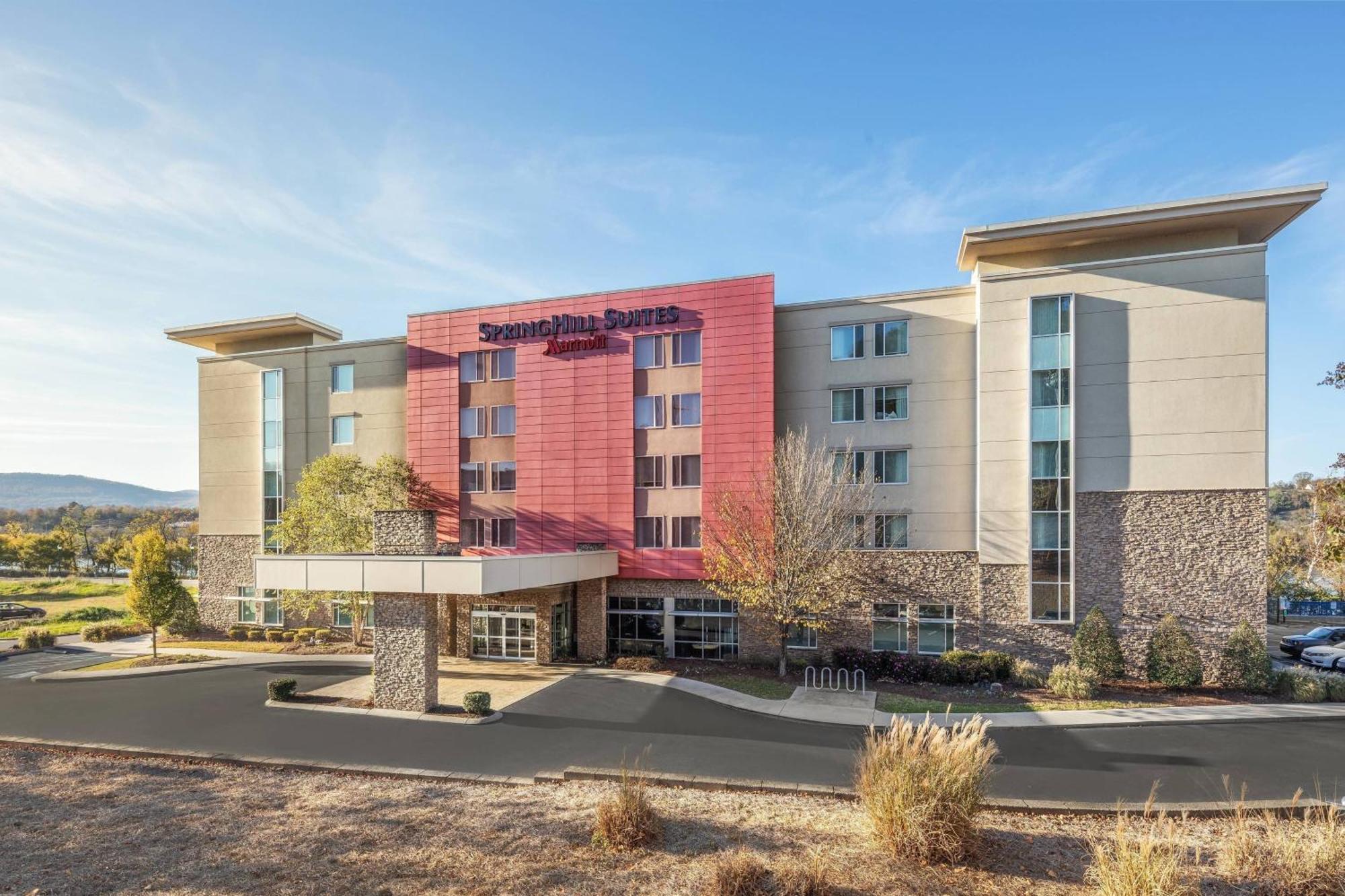 Springhill Suites By Marriott Downtown Chattanooga/Cameron Harbor Экстерьер фото