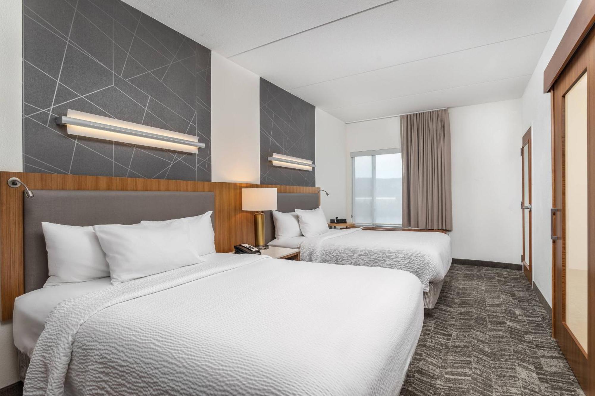 Springhill Suites By Marriott Downtown Chattanooga/Cameron Harbor Экстерьер фото